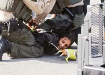 HRW denuncia uso excesivo de la fuerza en protestas de Los Ángeles