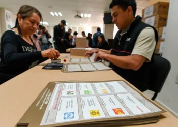 INE avanza en liquidación de cinco partidos políticos tras perder registro