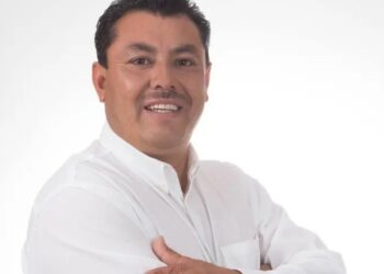 Emboscan y asesinan a exalcalde priista de Veracruz y a su hijo