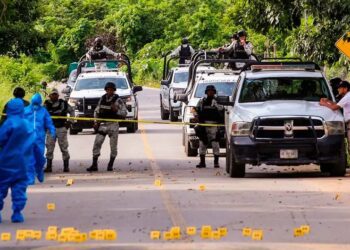 Localizan ejecutados a dos hombres en brecha de terracería en Iguala