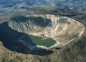Volcán Chichonal bajo estricta vigilancia por incremento sísmico en Chiapas