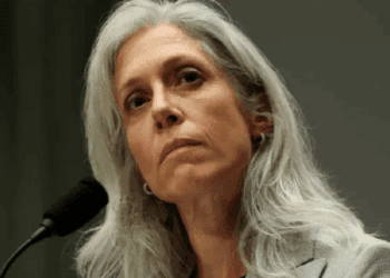 Renuncia inesperada en los CDC: Susan Monarez deja el cargo en medio de tensiones por política de vacunación