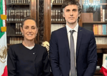 Sheinbaum se reúne con abogado del expresidente peruano Pedro Castillo en México