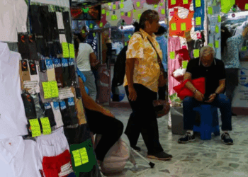 SSPC alerta por fraudes digitales en regreso a clases y pide verificar becas, útiles y créditos