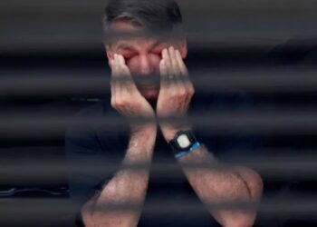 Bolsonaro bajo vigilancia permanente por temor a fuga antes de su juicio