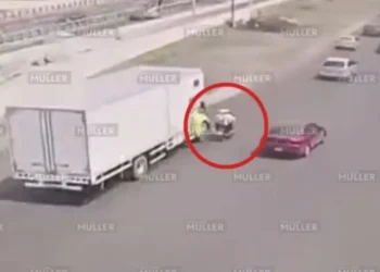 Camioneta arrolla a motociclistas en la México-Pachuca