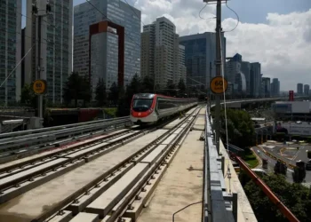 SICT anuncia más de 3 mil kilómetros de trenes de pasajeros en México