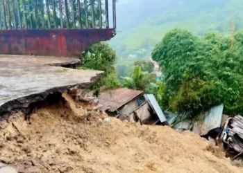 Lluvias ocasionan deslaves en municipios de Hidalgo