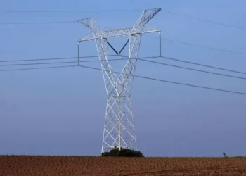 Restablecen suministro eléctrico en la Península de Yucatán