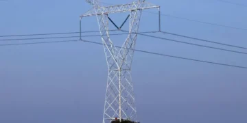 Restablecen suministro eléctrico en la Península de Yucatán
