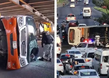 Volcadura de autobús en Zaragoza, CDMX, deja cinco lesionados y caos vial