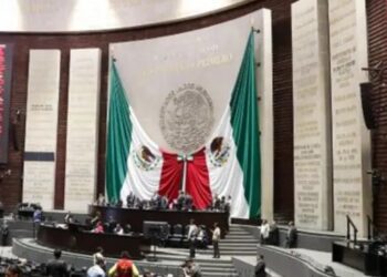 Diputados reciben propuestas de reforma aduanera y arancelaria