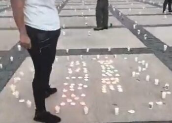 Madres buscadoras colocan más de 5 mil veladoras en Sinaloa