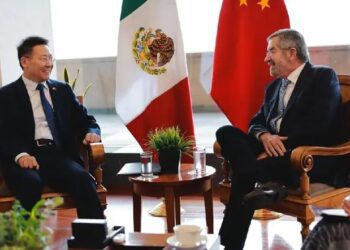 Canciller se reúne con embajador chino tras tensión por aranceles