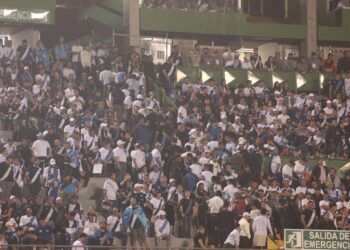 FIFA investiga a El Salvador por insultos racistas a jugadores de Surinam