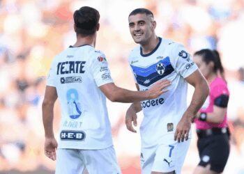 Rayados mantiene el paso firme: vence a Querétaro y sigue líder del Apertura 2025