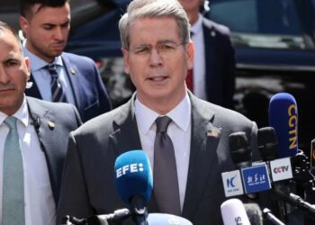 EE. UU. se declara listo para apoyar a Argentina ante crisis financiera