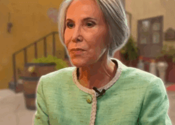 Florinda Meza desata polémica con insulto a expareja en entrevista con Adela Micha