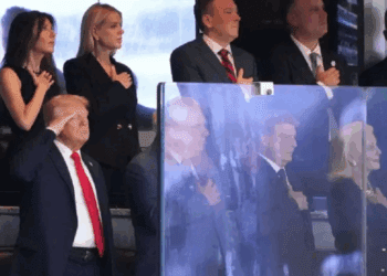 Trump provoca diversas reacciones durante homenaje al 9/11 en Yankee Stadium