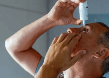 Nuevas gotas prometen reducir el uso de gafas en la vista cansada