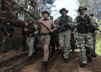 Venezuela responde a despliegue naval de EU con maniobras en el Caribe