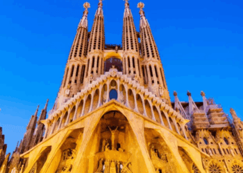 La Sagrada Familia será la iglesia más alta de Europa