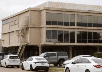 Tiroteo en centro del ICE en Dallas deja a un mexicano herido de gravedad