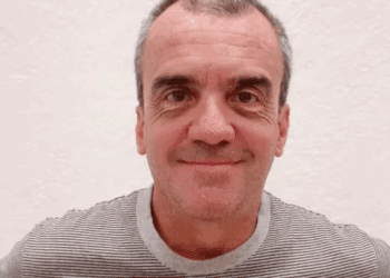 Muere Carlos Arau, actor de ‘Vecinos’ y figura de la televisión mexicana