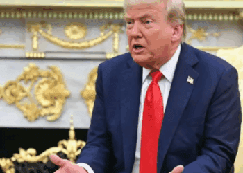 Jueza federal anula recorte de fondos a Harvard impuesto por Trump