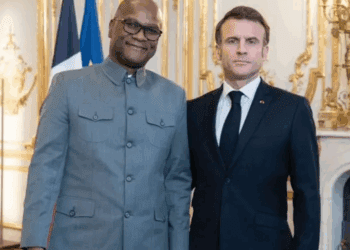 Muere embajador sudafricano en París, investigan causas