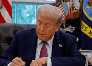 Trump decreta que el Pentágono se llamará ahora Departamento de Guerra