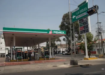 Piden revisar construcción de gasolinera detrás de un kínder en Álvaro Obregón