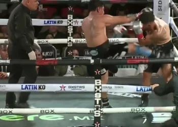 Atenderán psicológicamente a Tashiro Fierro por lanzar patada en pelea de box