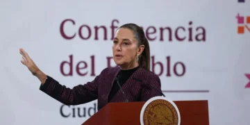 Sheinbaum respalda traslado de carga al AIFA ante tensiones con EU