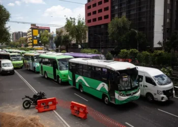 Transportistas mantendrán firme su exigencia de aumentar tarifa del transporte público