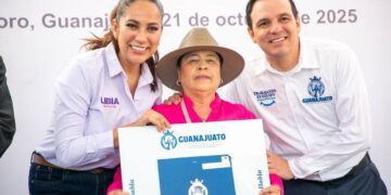 Entrega Gobierno de la Gente más obras en Tarimoro y Juventino Rosas