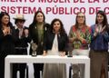 Clara Brugada Sistema de Cuidados: Recibe premio Mujer de la Década por su impulso a la ley