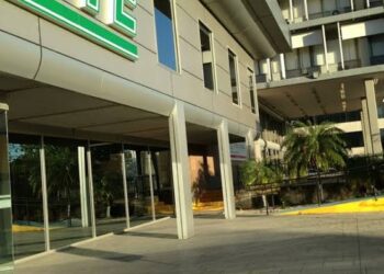 Vinculan a proceso a dos hombres que fingían ser empleados de la CFE