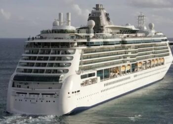 Brote de norovirus afecta a casi 100 personas en crucero de Royal Caribbean