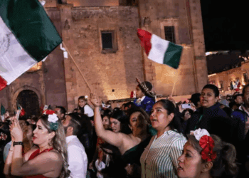 PRI impulsa multas de más de 100 mil pesos por errores en el Grito de Independencia