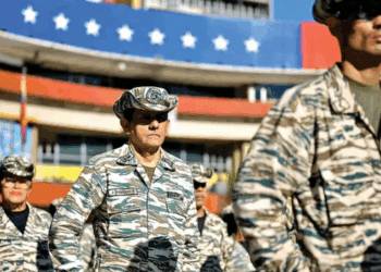 Maduro ordena maniobras militares ante “amenaza” de EE. UU.