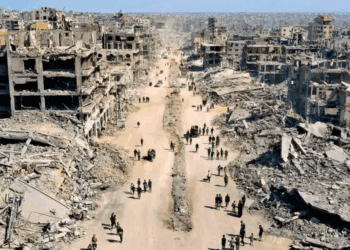 Gaza en ruinas: miles regresan a una ciudad fantasma mientras Israel celebra el intercambio de rehenes