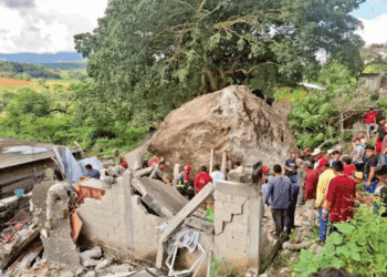 Gobierno activa puentes aéreos tras lluvias que dejan 47 muertos
