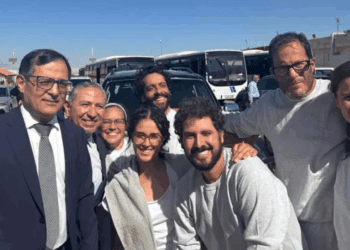 Liberan a mexicanos detenidos en Israel; regresan al país tras misión humanitaria
