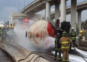 Fiscalía avanza con 373 peritajes sobre explosión en Puente de la Concordia