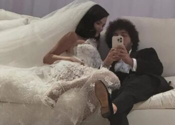 Selena Gomez deslumbra en su boda con Benny Blanco con tres vestidos de Ralph Lauren