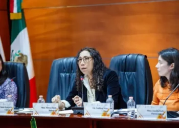 Empleadas y empleados del IPN acusan a funcionaria del OIC por hostigamiento y abusos laborales