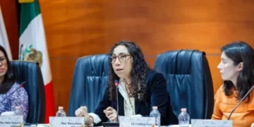 Empleadas y empleados del IPN acusan a funcionaria del OIC por hostigamiento y abusos laborales