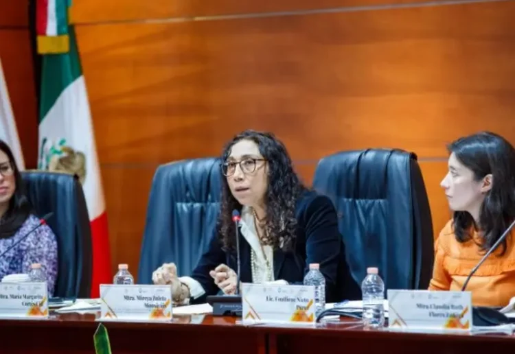 Empleadas y empleados del IPN acusan a funcionaria del OIC por hostigamiento y abusos laborales