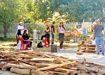 Estudiantes mantienen paro en Agrobiología: “Carlos Manzo era la esperanza contra la violencia”